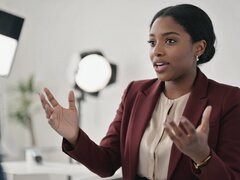 Mariana López – Bilingual Life Coach